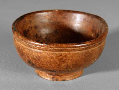 Burlwood master salt, shaped rim