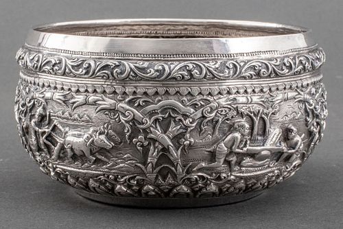 BURMESE REPOUSSE SILVER THABEIK