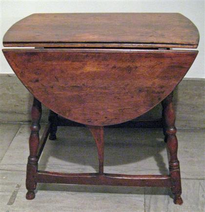 Butterfly table    Oblong top with