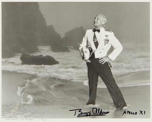 BUZZ ALDRIN SIGNED PHOTO MARK