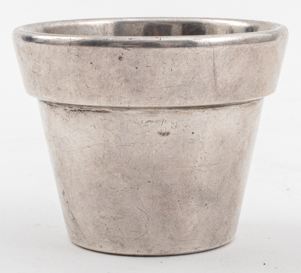 BVLGARI 950 SILVER DIMINUTIVE CUP