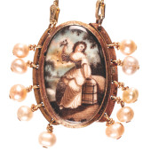 C. 1800 DECORATIVE HANDPAINTED