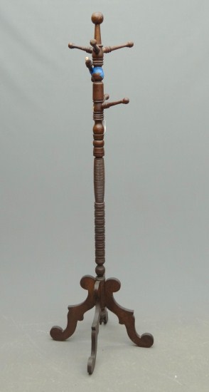C. 1900's hat rack. As found.