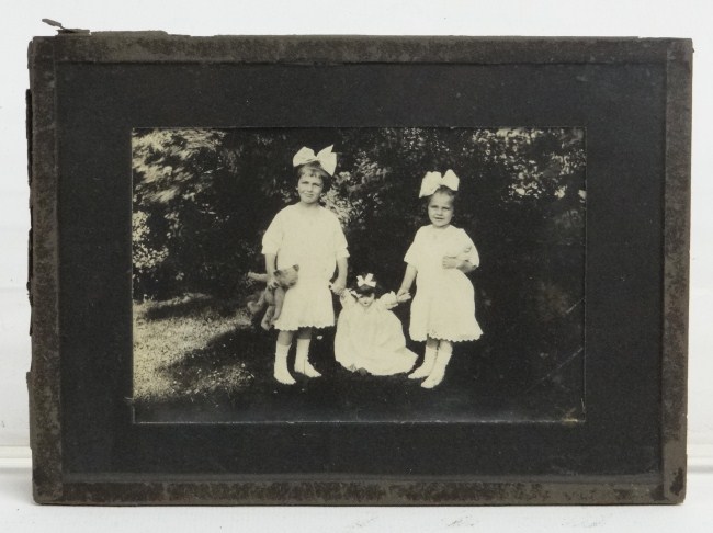 C. 1905-10 photo of children