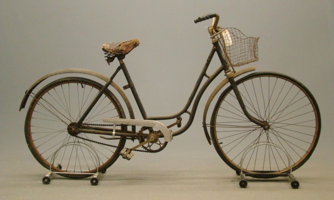 c. 1930's Lloyd Dutch light