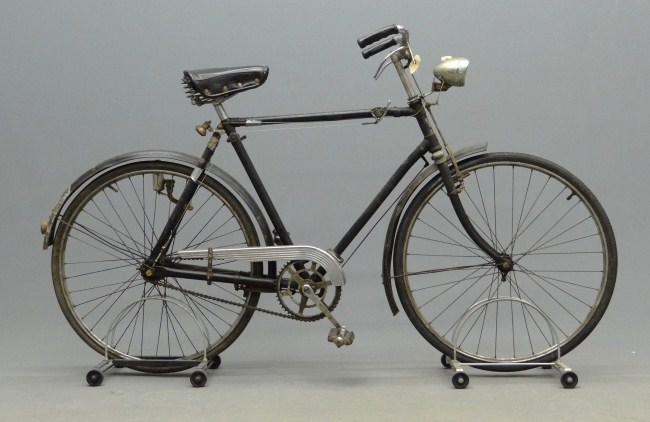 c. 1940 - 1950 European light