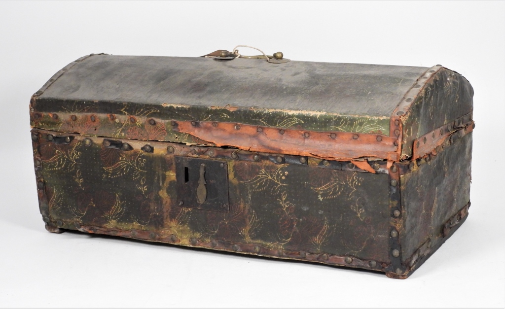 C1840 AMERICAN PAINTED LEATHER DOME