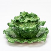 CABBAGE FORM SOUP TUREEN WITH