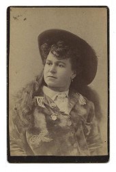 CABINET CARD PHOTO OF NETTIE L