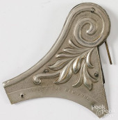 CAIRNS &AMP; BRO EMBOSSED NICK