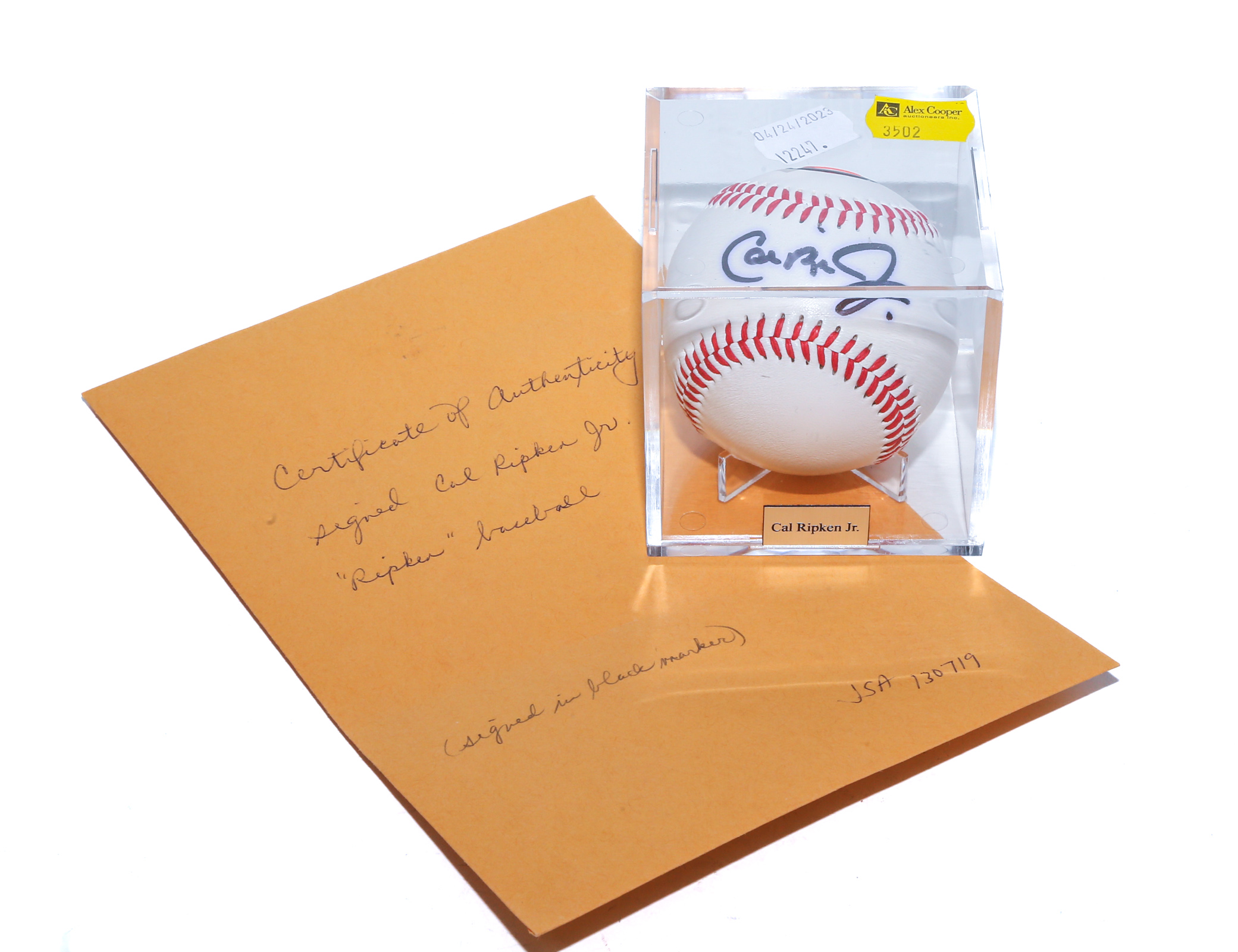 CAL RIPKIN JR. SIGNED BASEBALL With