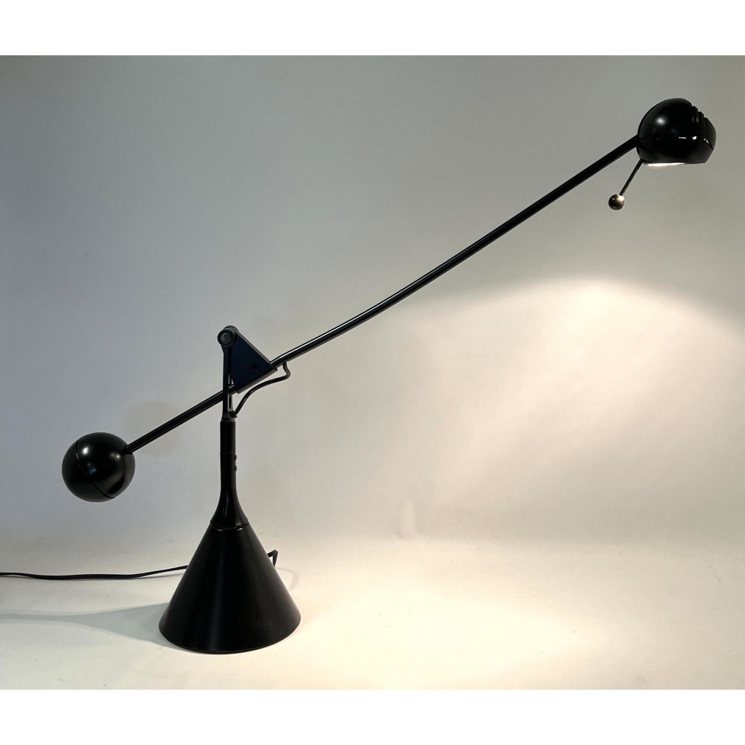 "Calder" desk lamp by Enrique