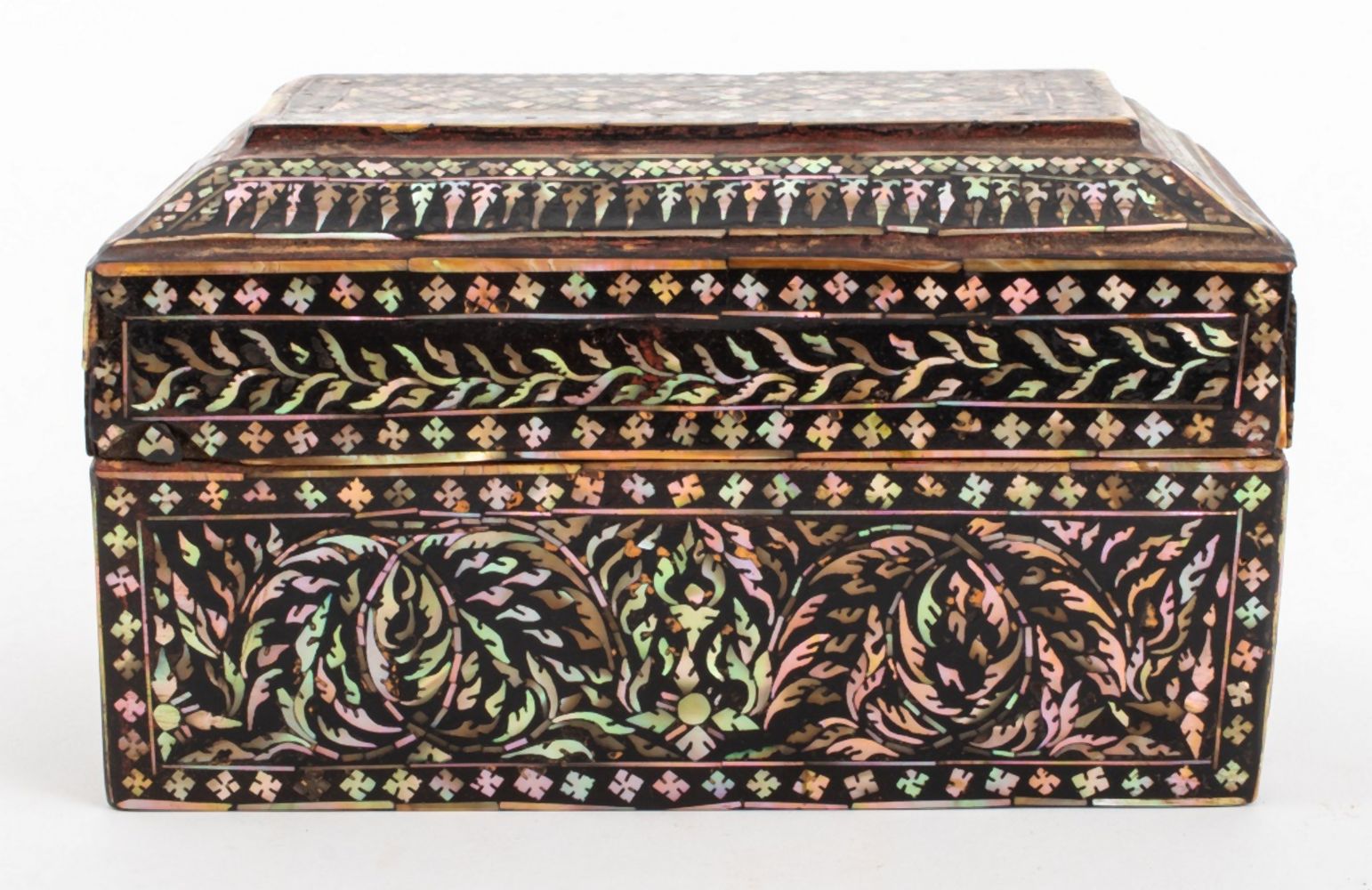 CAMBODIAN MOTHER OF PEARL LACQUERED