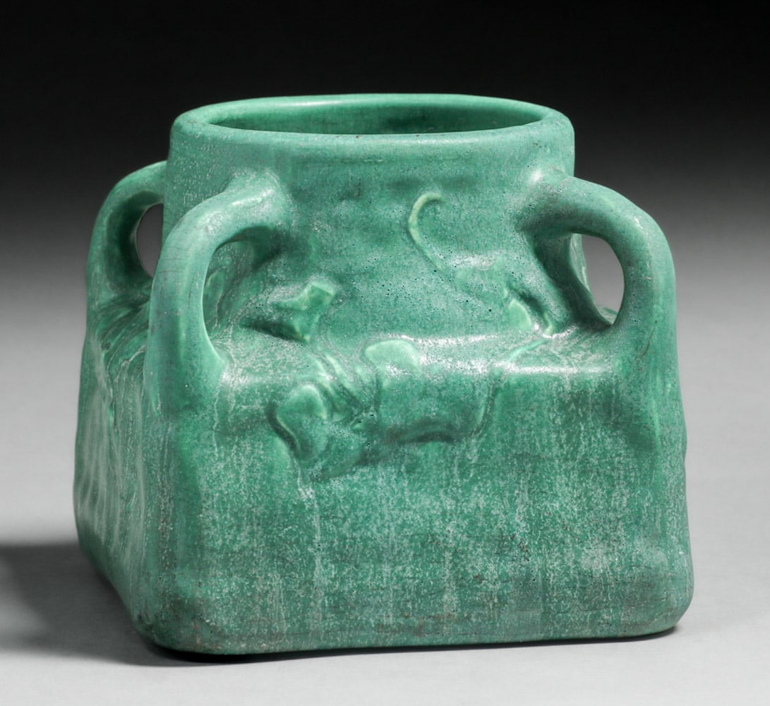 CAMBRIDGE ART POTTERY MATTE GREEN