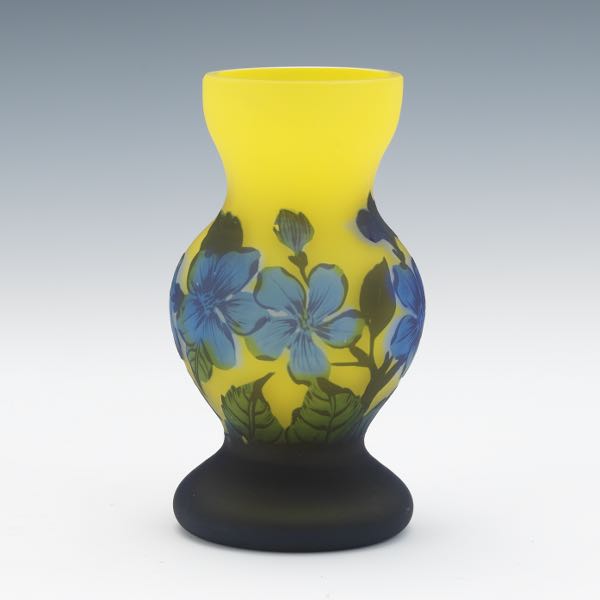 CAMEO CUT GLASS VASE 6 ¼" x 3 ½"