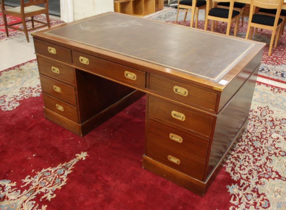 CAMPAIGN STYLE MAHOGANY PARTNERS'