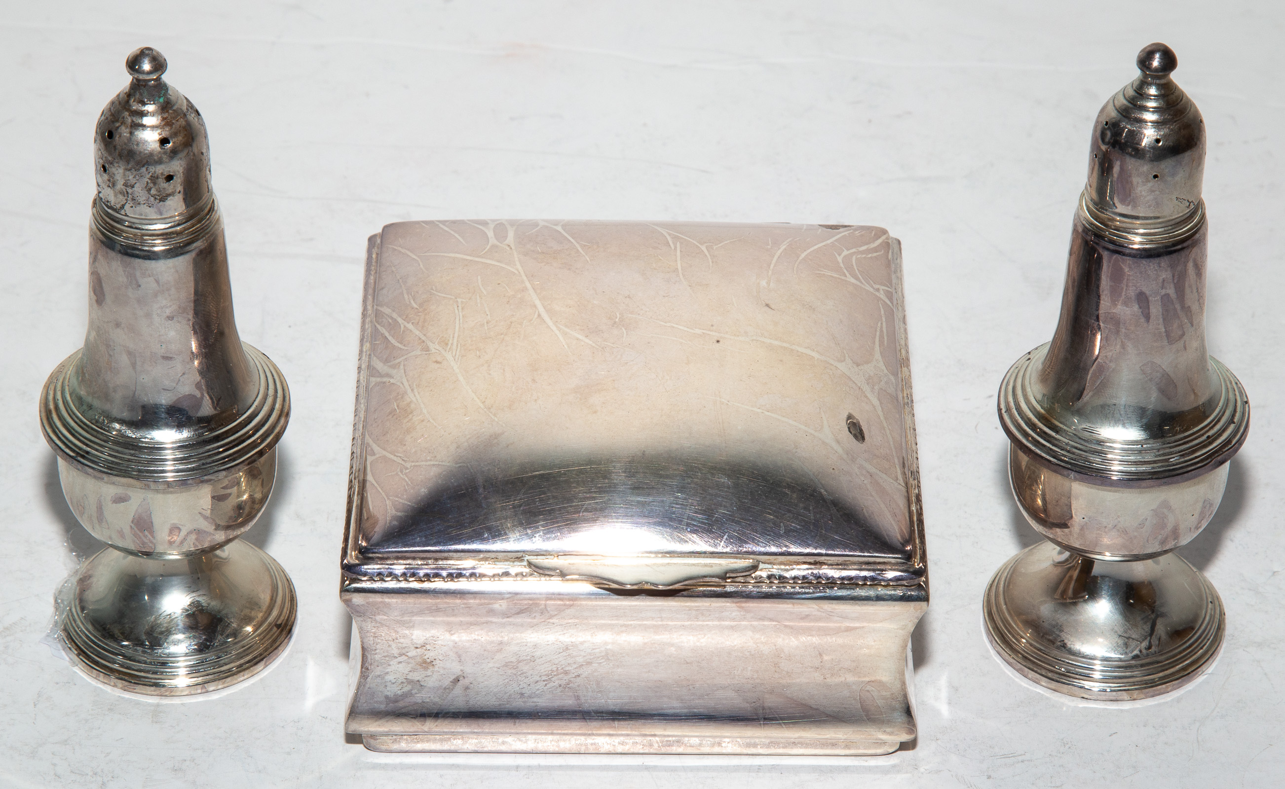 CAMUSSO STERLING CIGARETTE BOX With