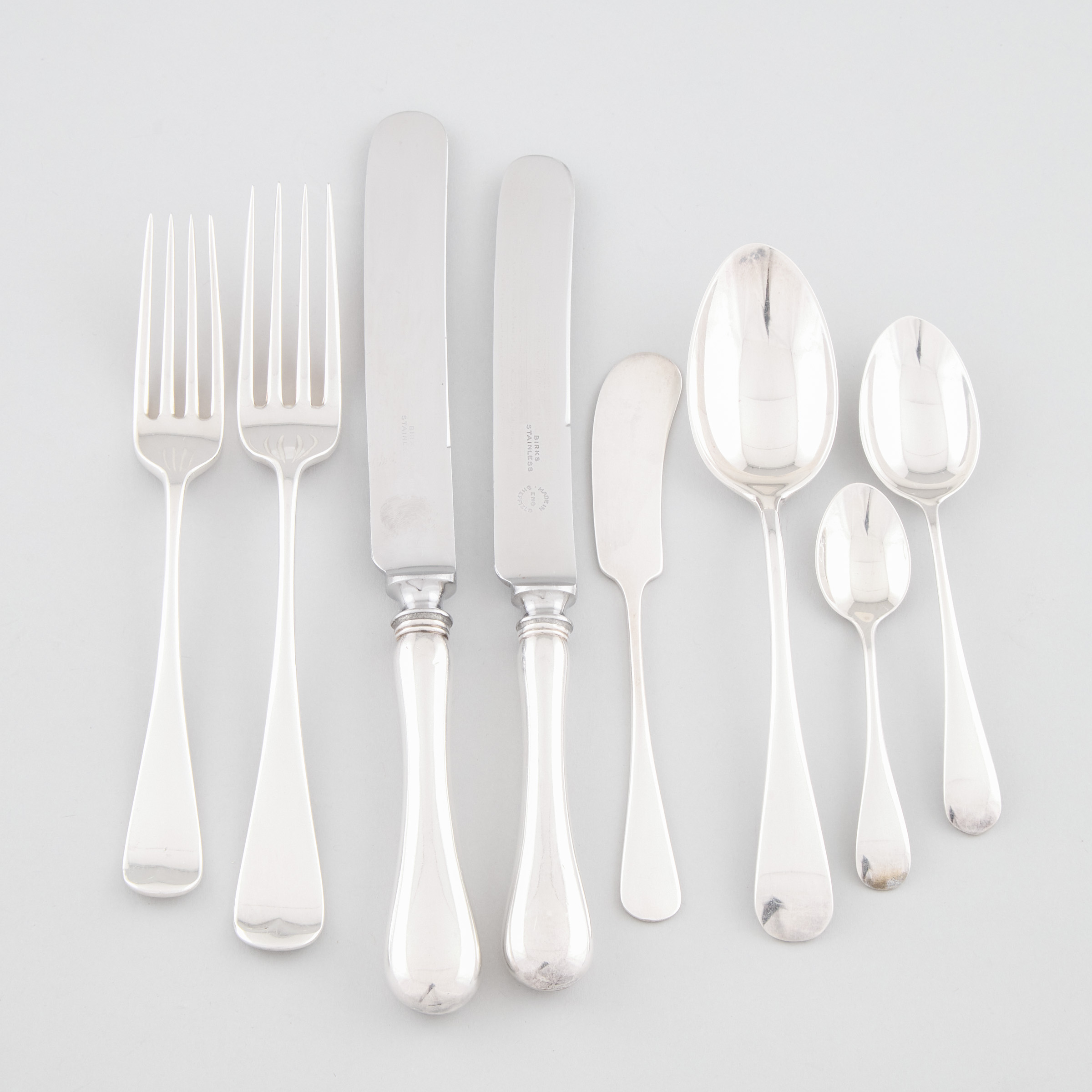 Canadian Silver 'Old English'