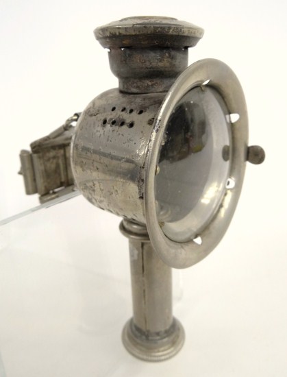 Candle lamp.