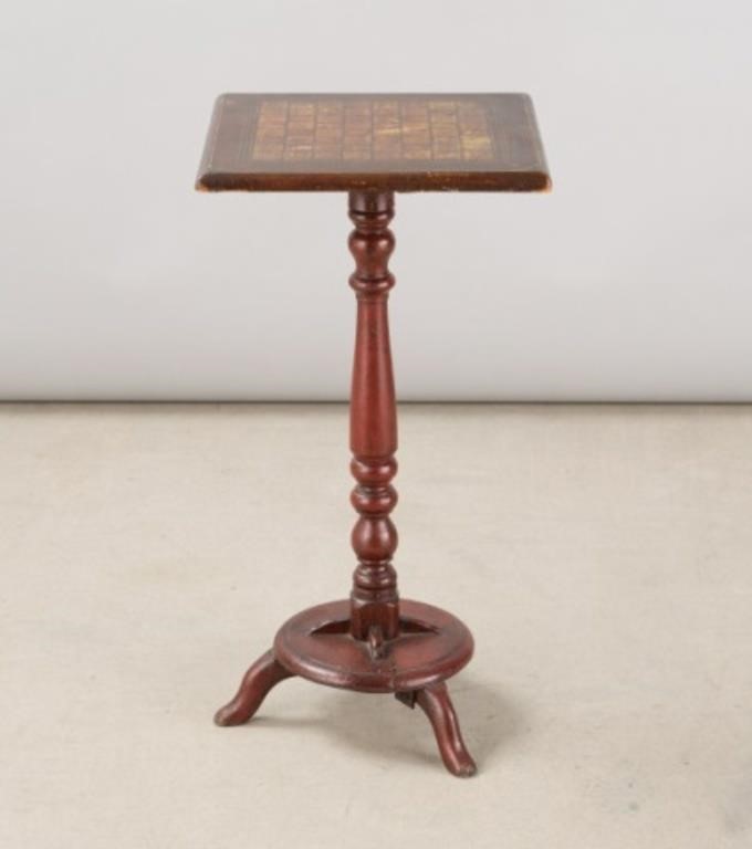 CANDLESTAND WITH CARVED TOESA