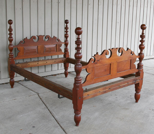 Cannonball rope bed with