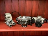 CANON REBEL 2000 CAMERA, A CAN