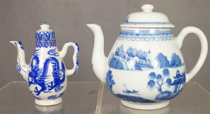 Canton Chinese porcelain teapot,
