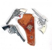 CAP GUN LOTJeweled holster, Ra