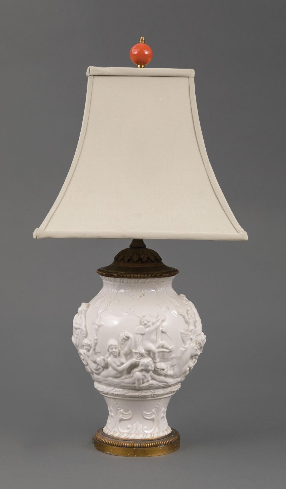 CAPO DI MONTE-STYLE PORCELAIN