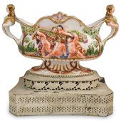 CAPODIMONTE CENTERPIECE HANDLE