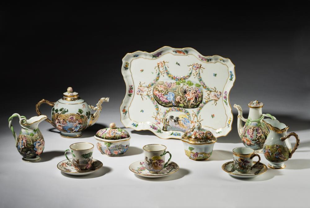 CAPODIMONTE PORCELAIN TEA