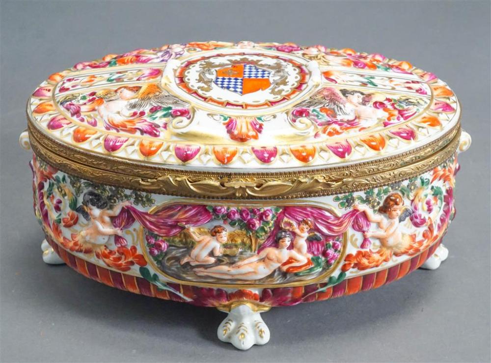 CAPODIMONTE-TYPE POLYCHROME GILT