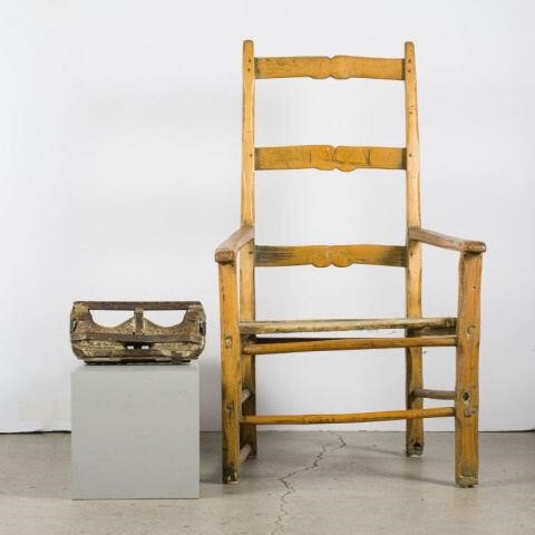 CAPUCINE ARMCHAIR & HEN CHOCOLATE