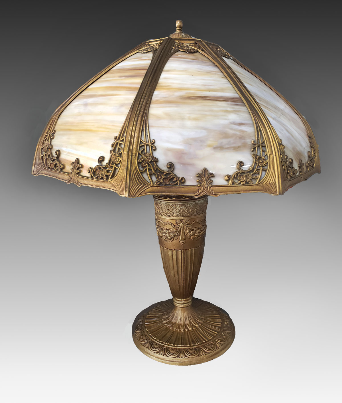 CARAMEL SLAG BENT PANEL GLASS LAMP: