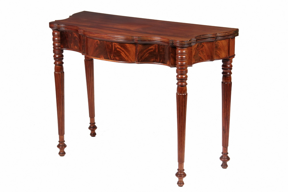 CARD TABLE - Period Massachusetts