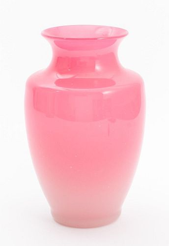 CARDER STEUBEN ATTR. ROSALINE GLASS