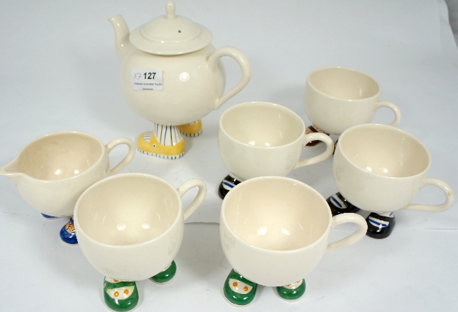 Carltonware Walking Ware Tea set