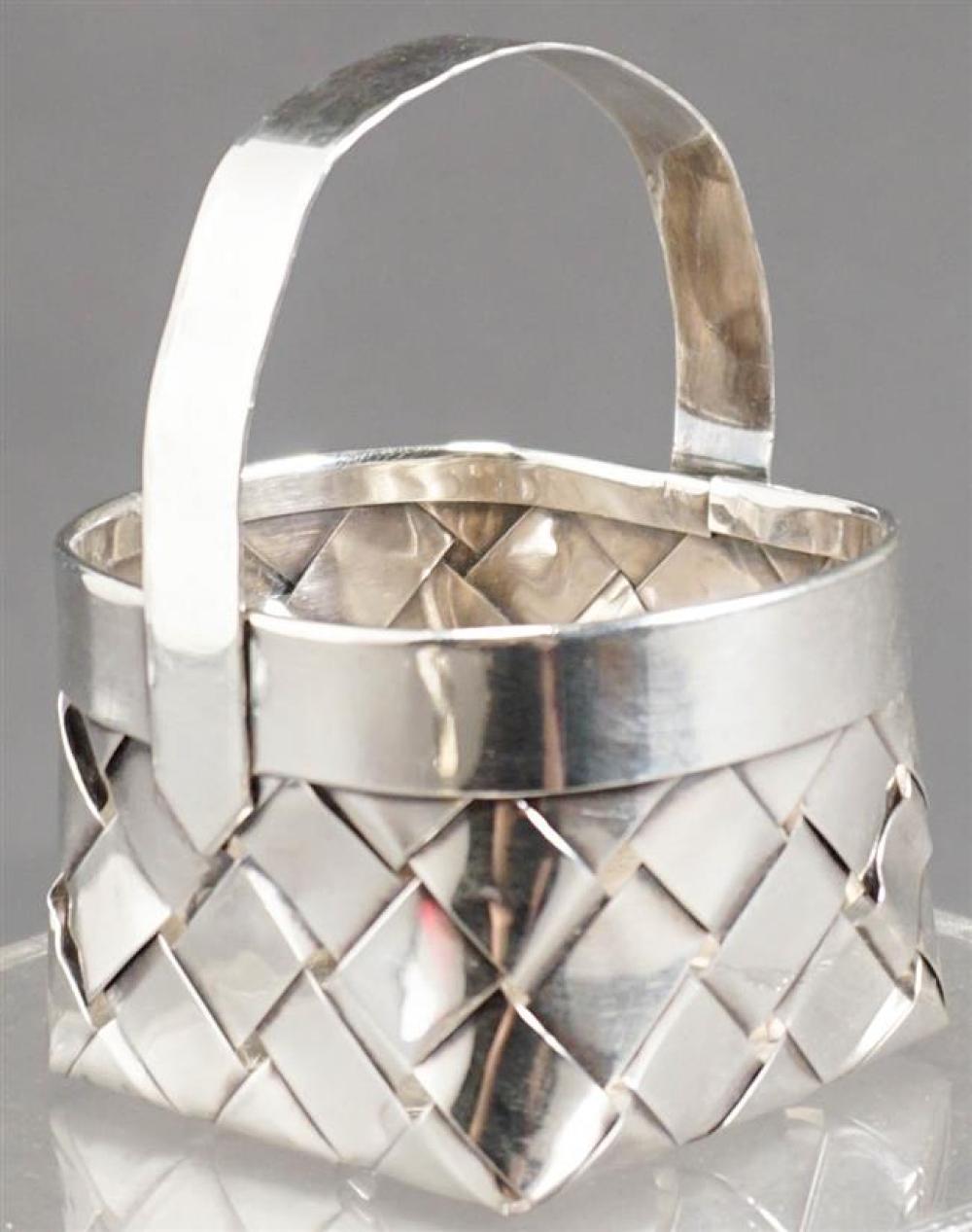 CARTIER STERLING SILVER BASKET, 1.5