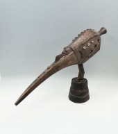 CARVED AFRICAN MATCHULU OR NAA