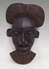 CARVED AFRICAN TIKAR BAMUN MAS