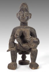 CARVED AFRICAN YORUBA MATERNIT