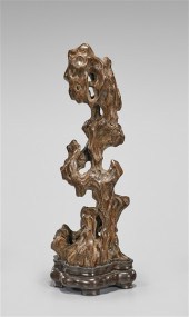 Carved Aloeswood 'Scholar's Ro