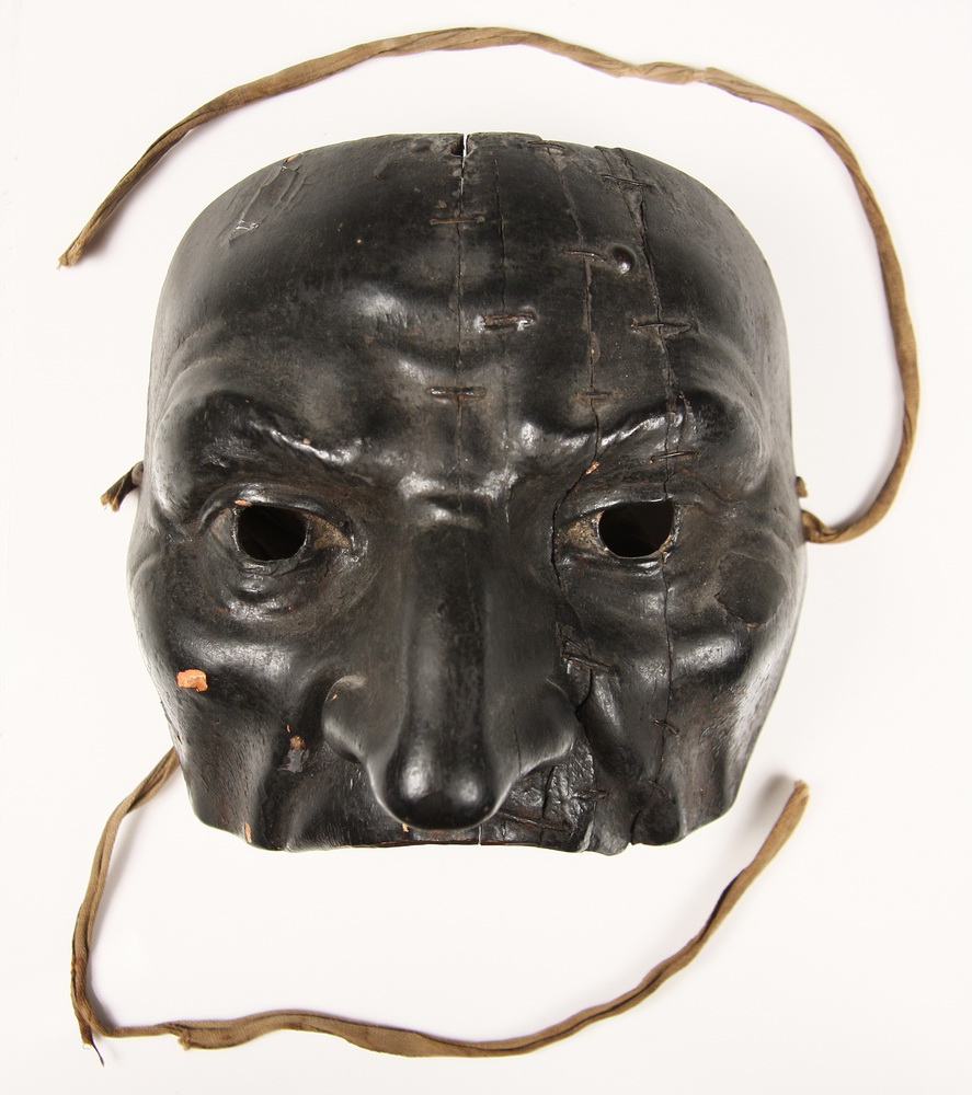 CARVED AND PAINTED COMMEDIA