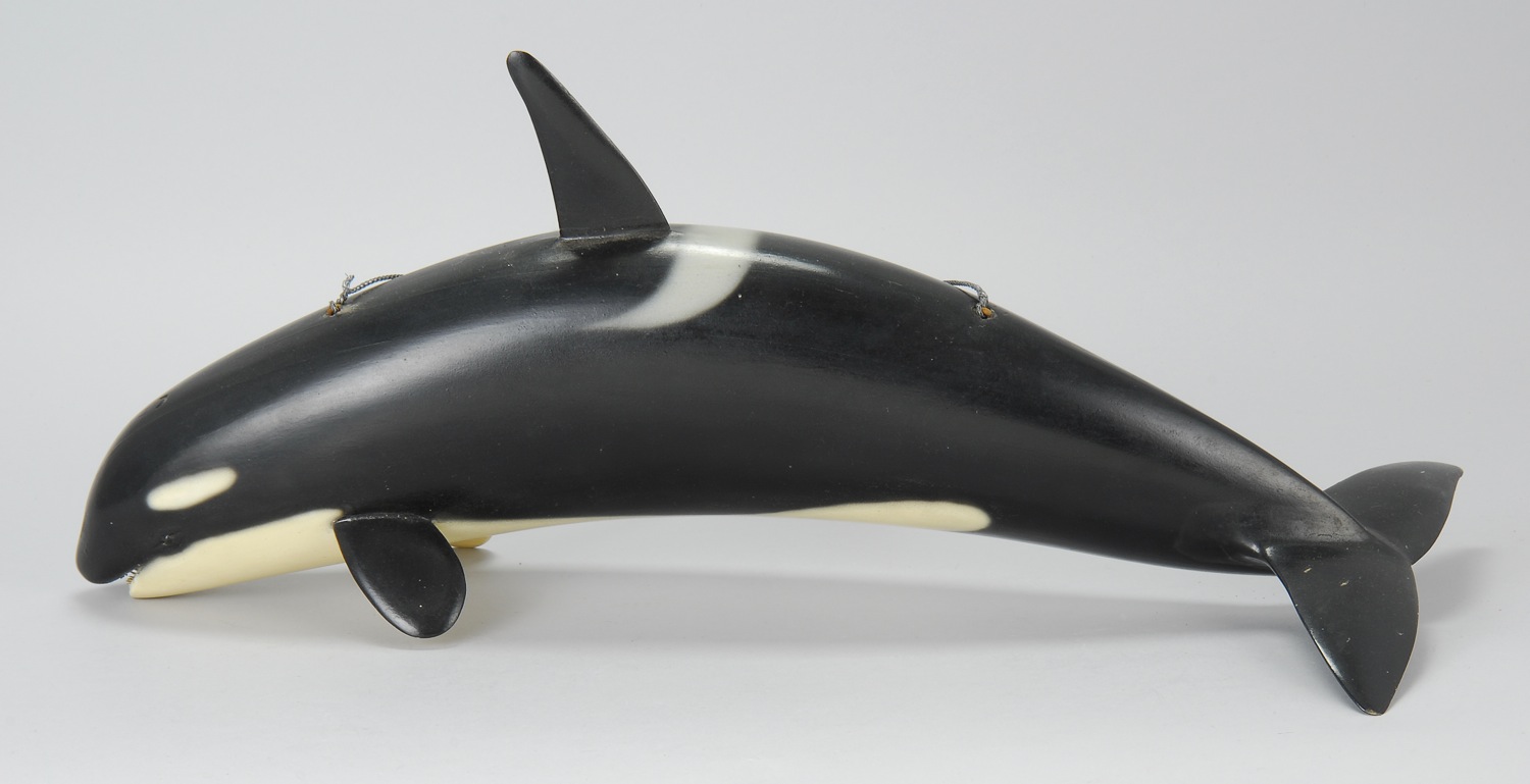 CARVED AND PAINTED WOODEN KILLER