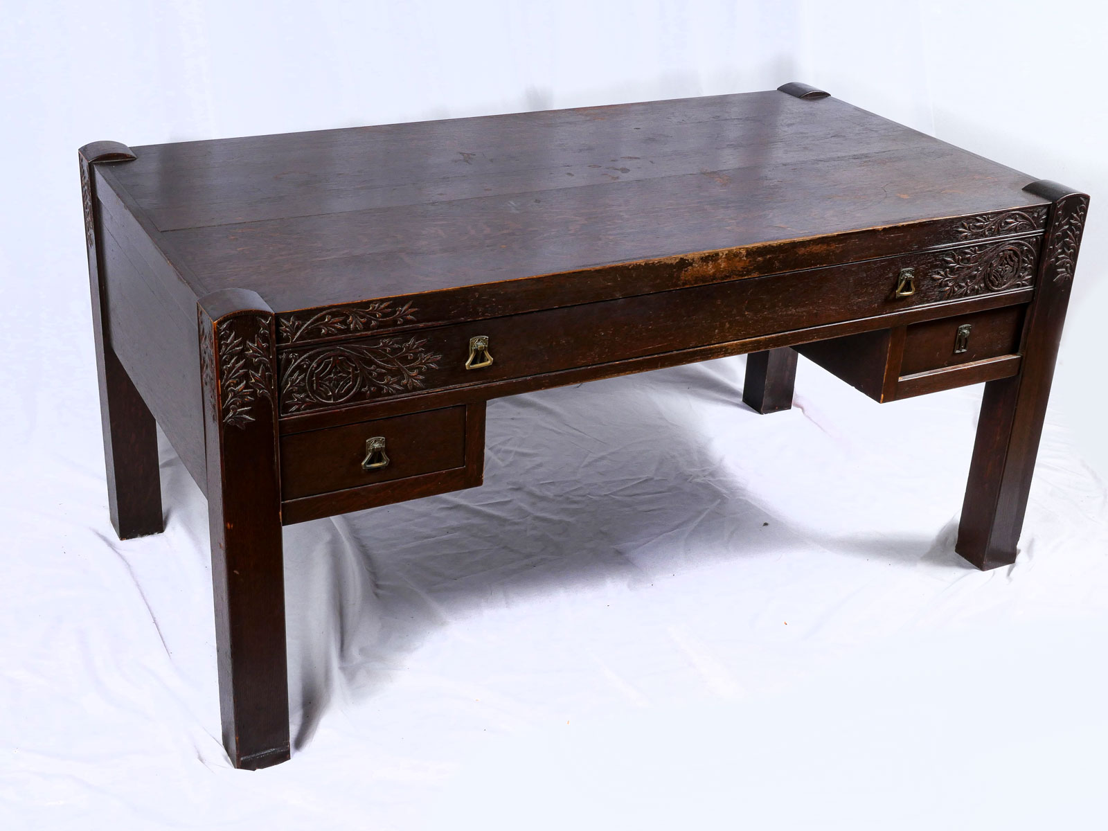 CARVED ARTS & CRAFTS DESK: 3 drawer
