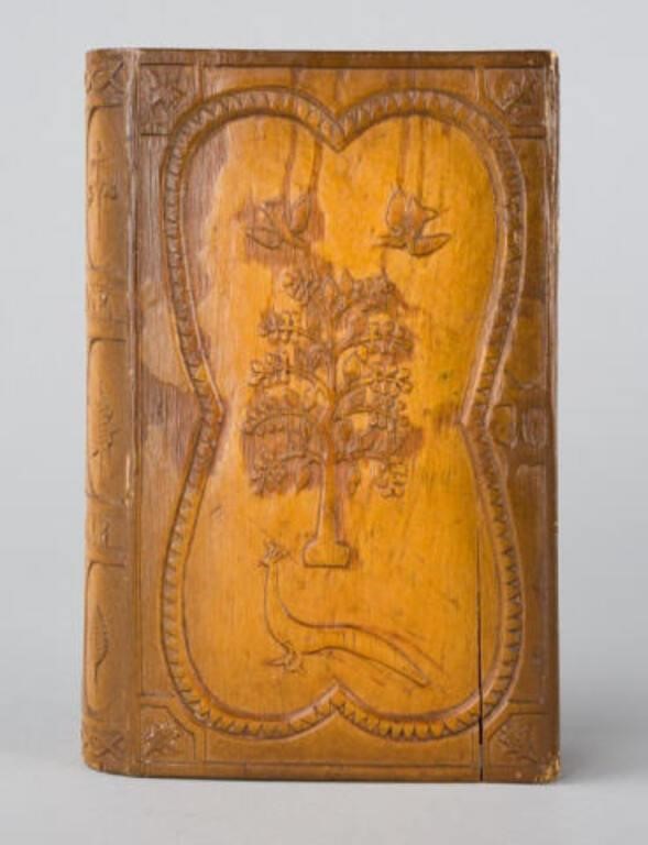CARVED BOOK BOX ALBOMME SOUVENIRA