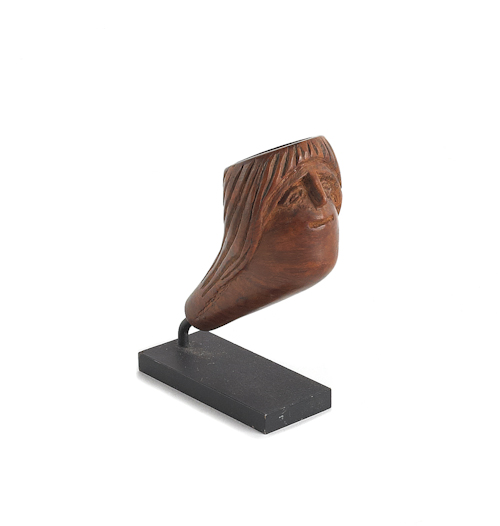 Carved burlwood pipe bowl 3 1/4" l.