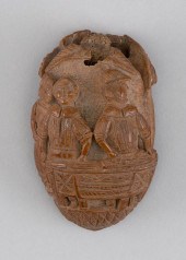 CARVED COQUILLA NUT SNUFF BOX