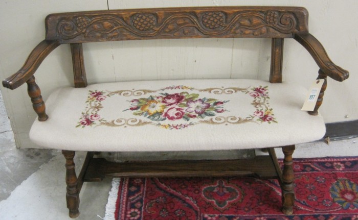 CARVED FEUDAL OAK SETTEE