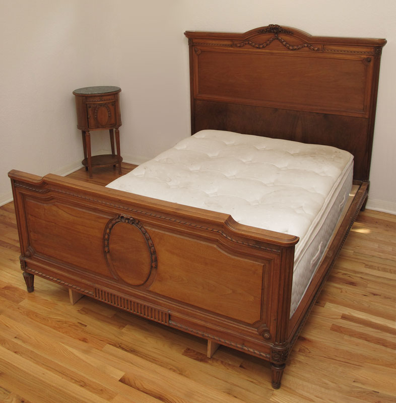CARVED FRENCH BED AND NIGHTSTAND: